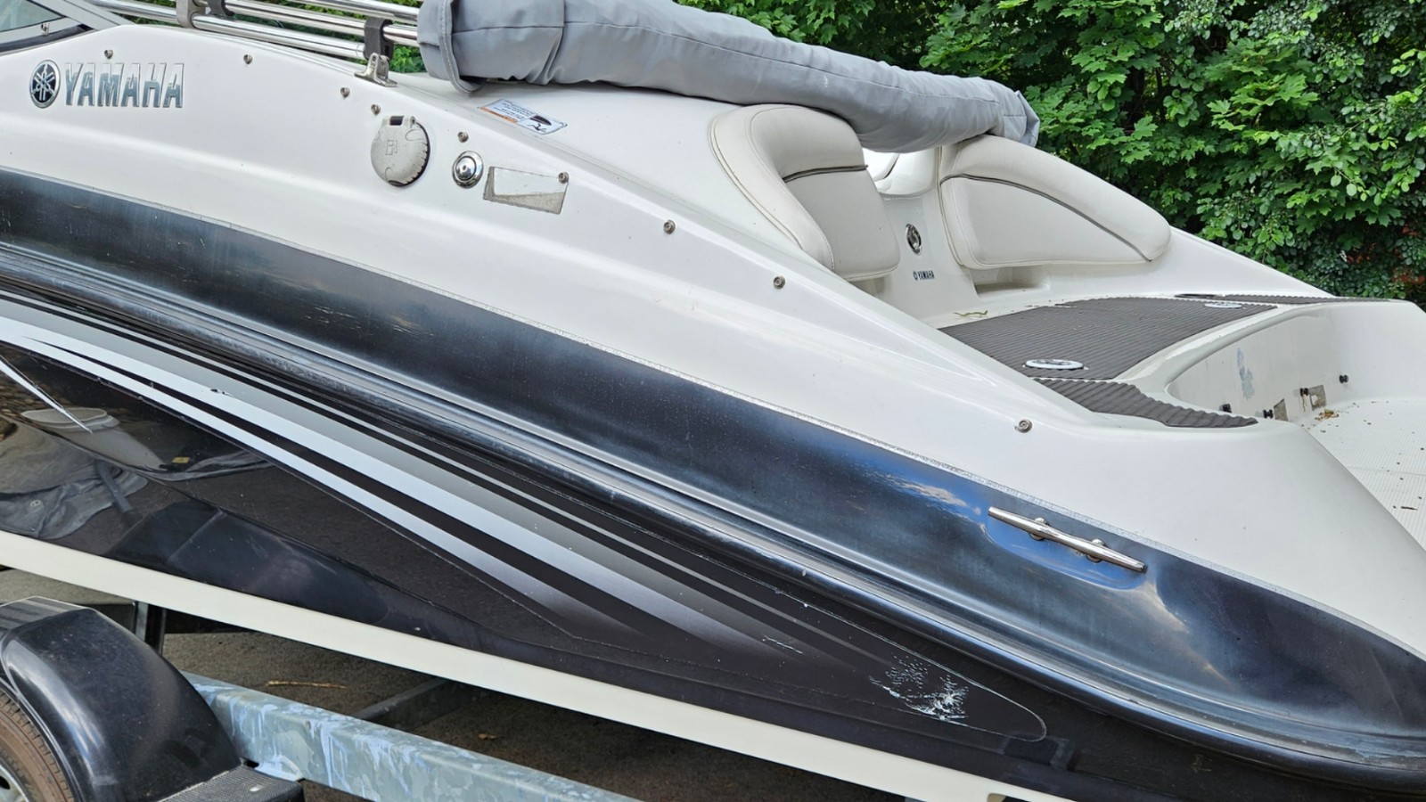 Yamaha boat oxidation removal & polish — before