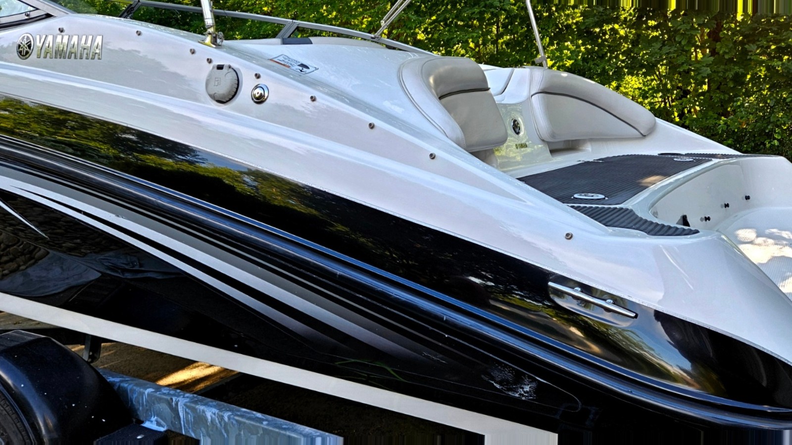 Yamaha boat oxidation removal & polish — after